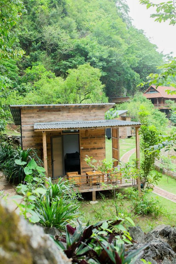 House By Lake Hotel Moc Chau Kültér fotó